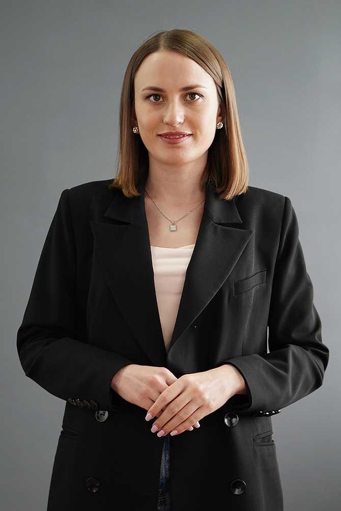 Adela Șevciuc