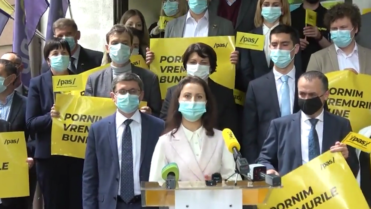 Traseiștii și oportuniștii politici din Parlament