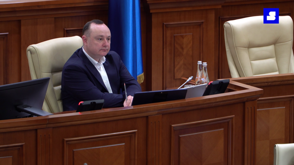 Traseiștii și oportuniștii politici din Parlament